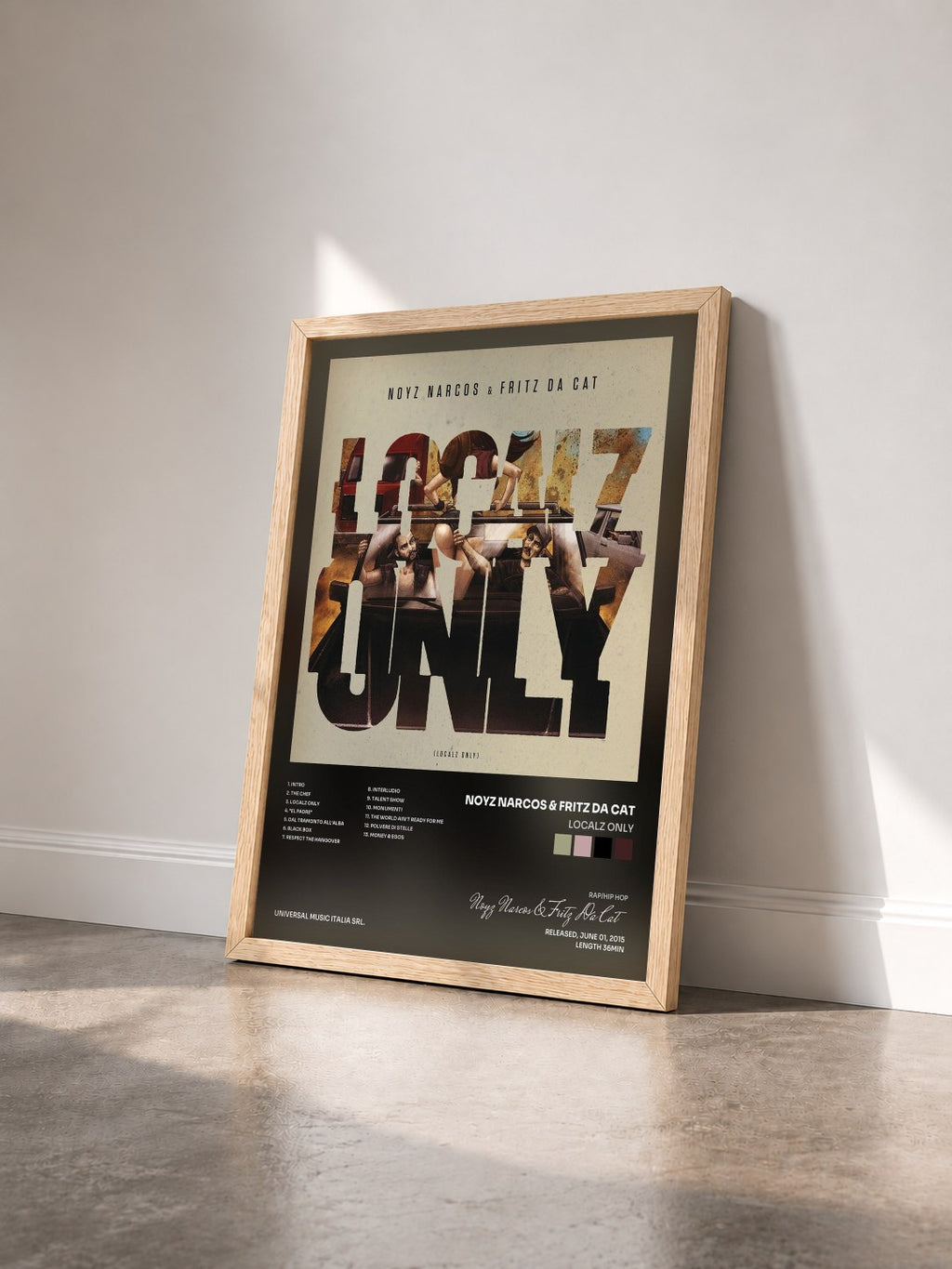 #bois Tableau de l'album Localz Only de Noyz Narcos & Fritz Da Cat vu de trois quarts, cadre en bois brut