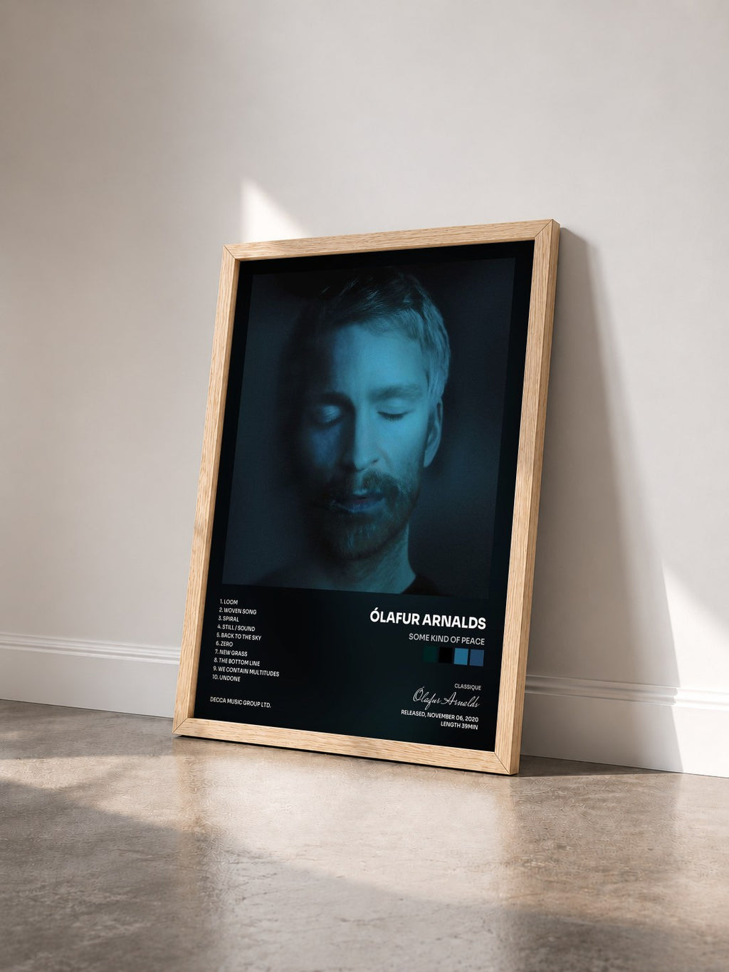 #bois Tableau de l'album some kind of peace de Ólafur Arnalds vu de trois quarts, cadre en bois brut