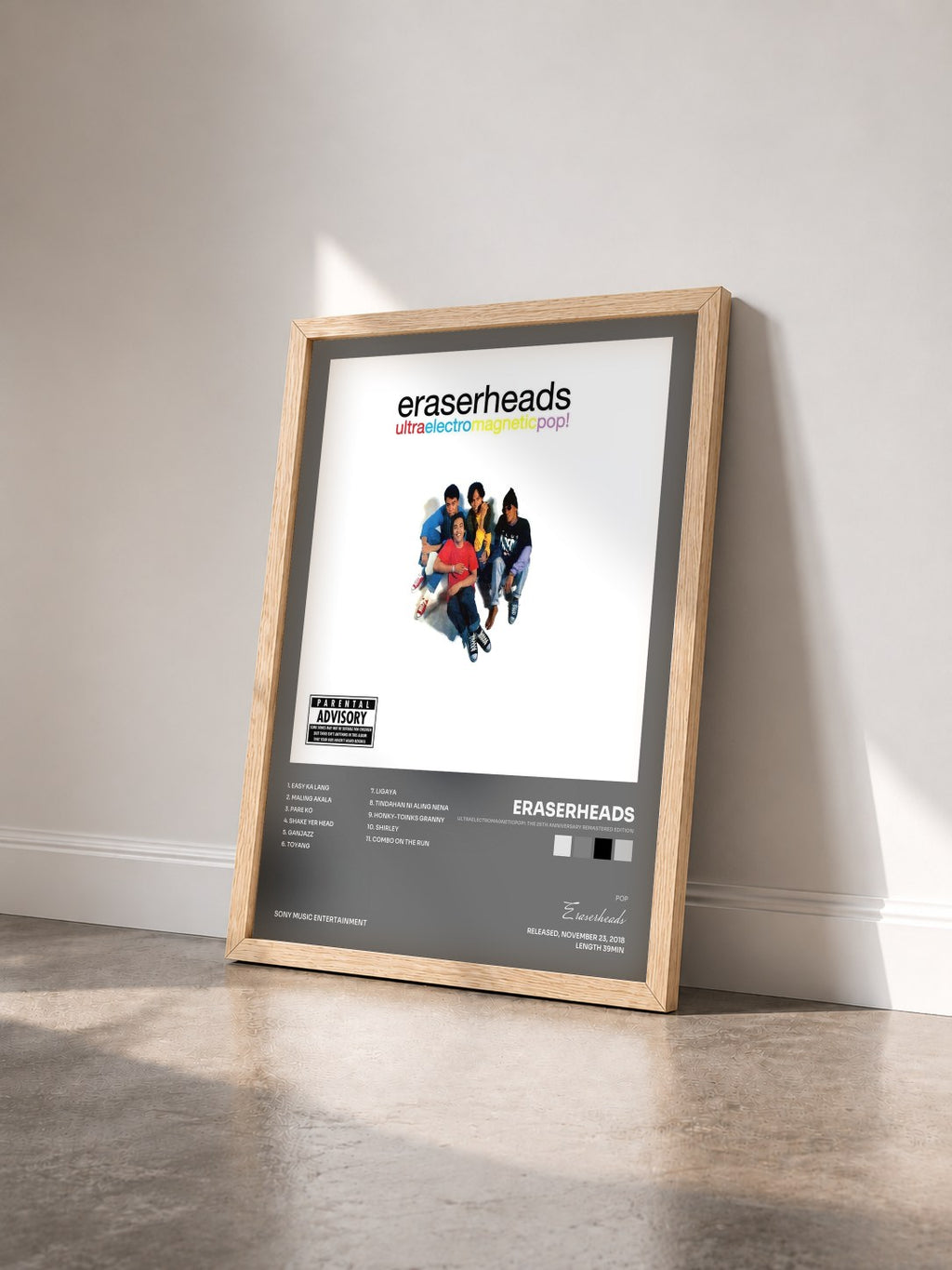 #bois Tableau de l'album Ultraelectromagneticpop!: The 25th Anniversary Remastered Edition de Eraserheads vu de trois quarts, cadre en bois brut