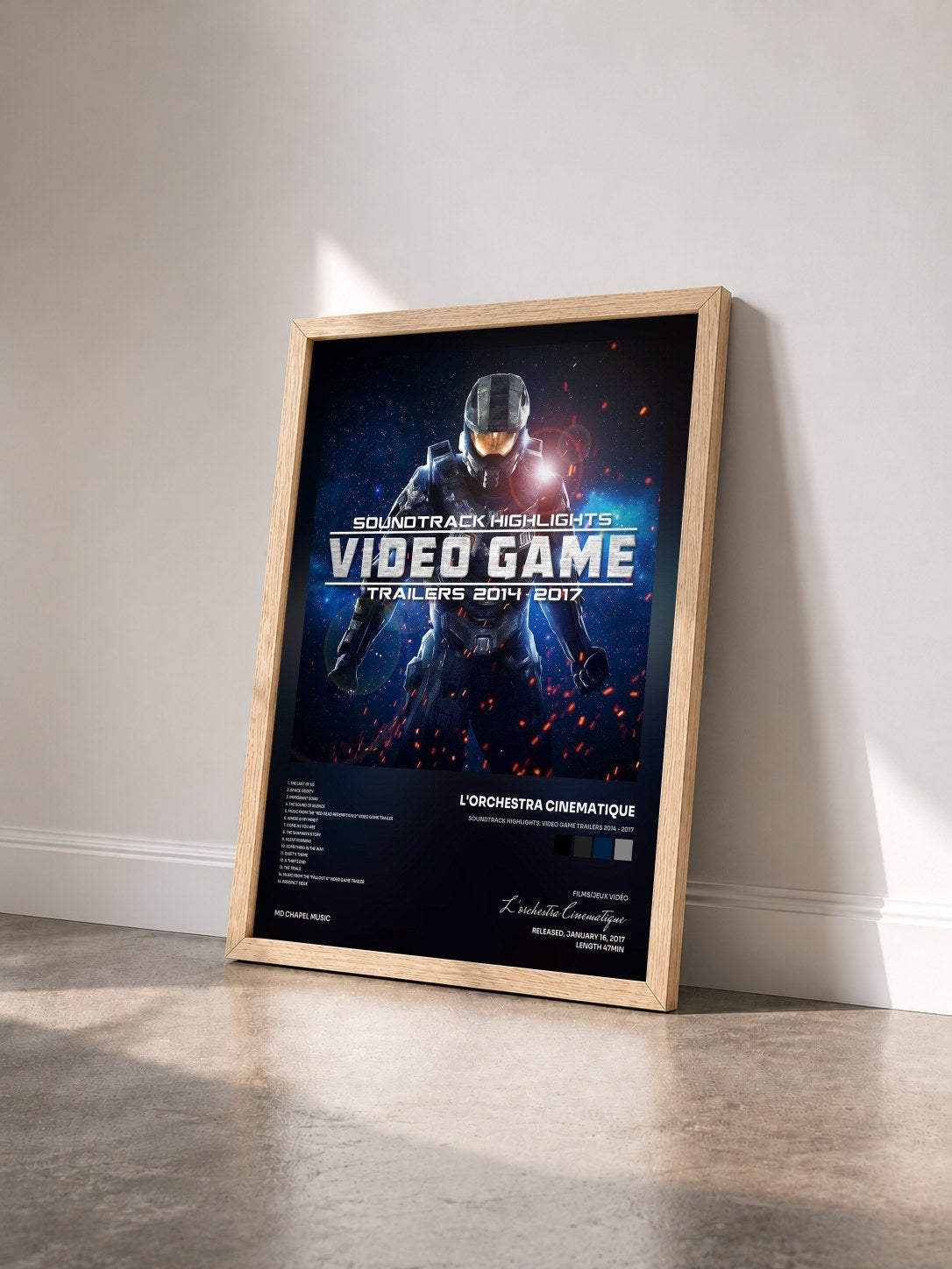 #bois Tableau de l'album Soundtrack Highlights: Video Game Trailers 2014 - 2017 de L'orchestra Cinematique vu de trois quarts, cadre en bois brut