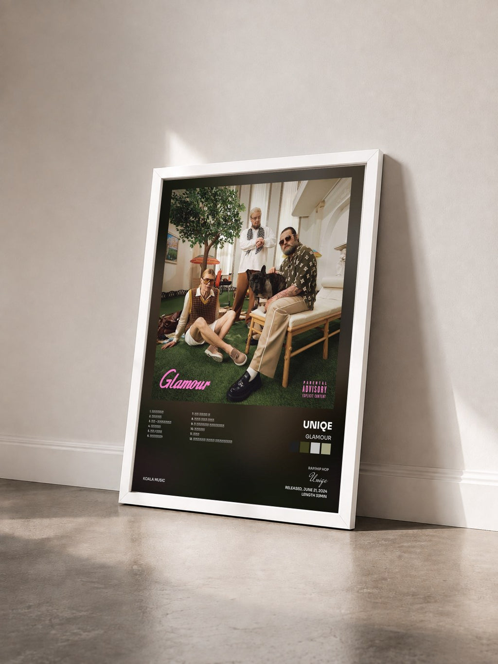 #blanc Tableau de l'album GLAMOUR de Uniqe vu de trois quarts, cadre blanc