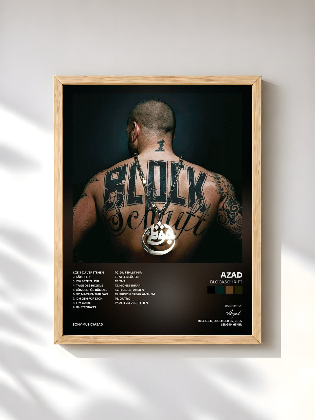 #bois Tableau de l'album Blockschrift de Azad, cadre en bois brut, imprimé et encadré en France