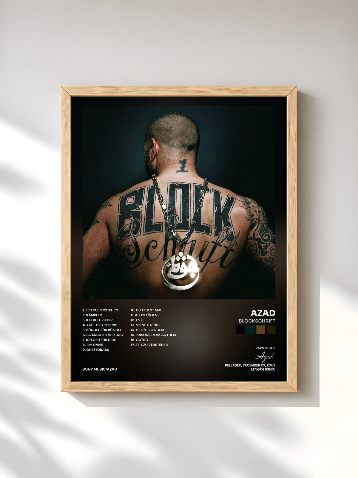 #bois Tableau de l'album Blockschrift de Azad, cadre en bois brut, imprimé et encadré en France