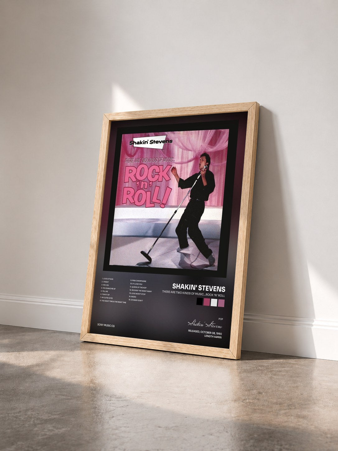 #bois Tableau de l'album There Are Two Kinds Of Music...Rock 'n' Roll de Shakin' Stevens vu de trois quarts, cadre en bois brut
