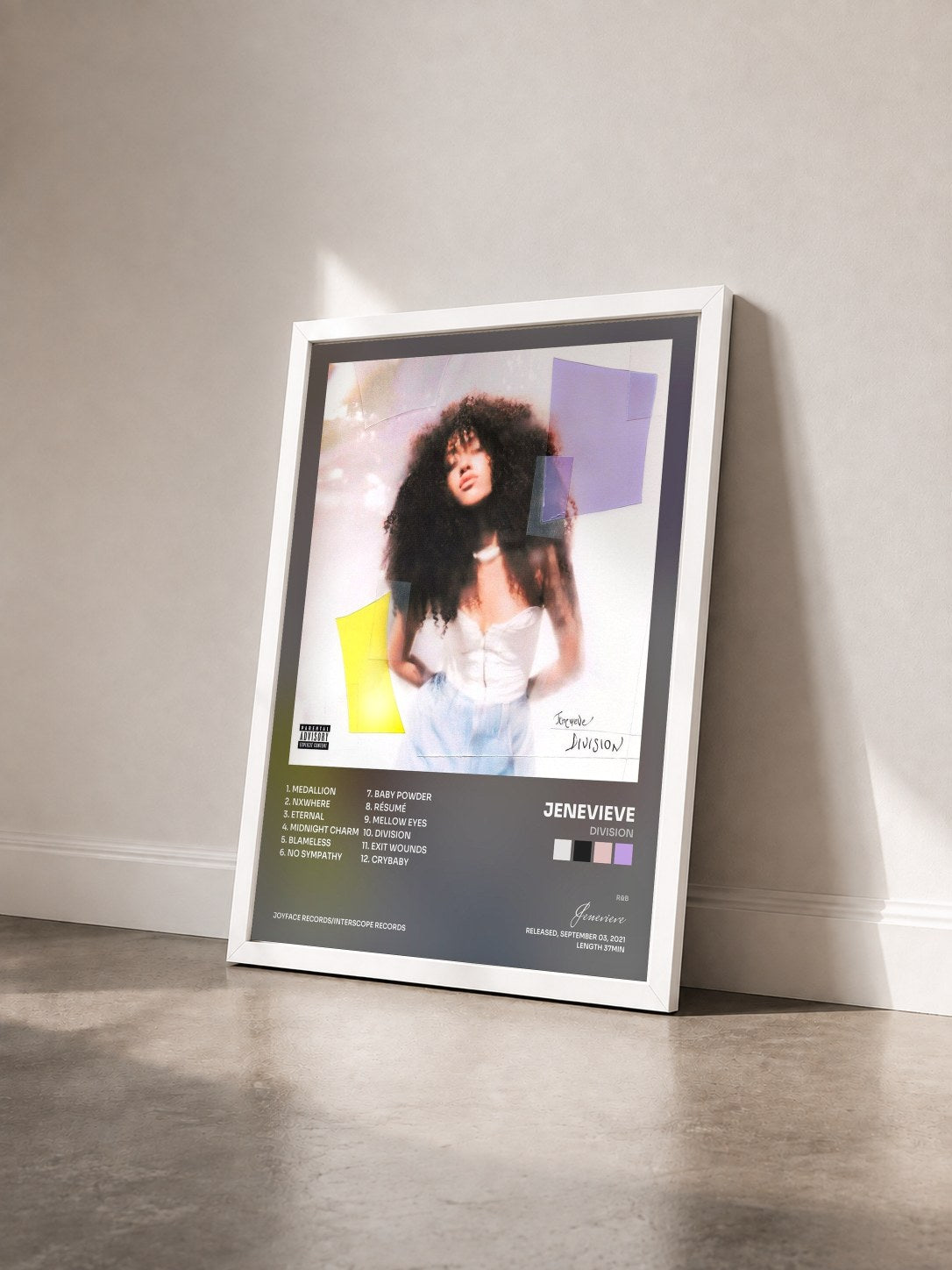 #blanc Tableau de l'album Division de Jenevieve vu de trois quarts, cadre blanc