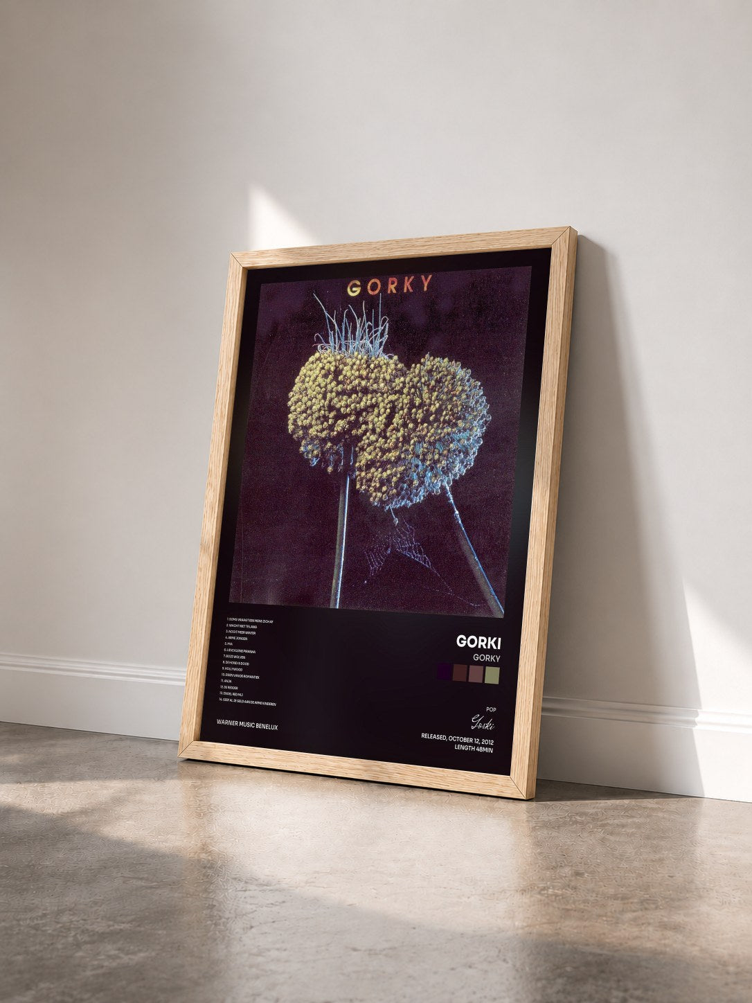 #bois Tableau de l'album Gorky de Gorki vu de trois quarts, cadre en bois brut