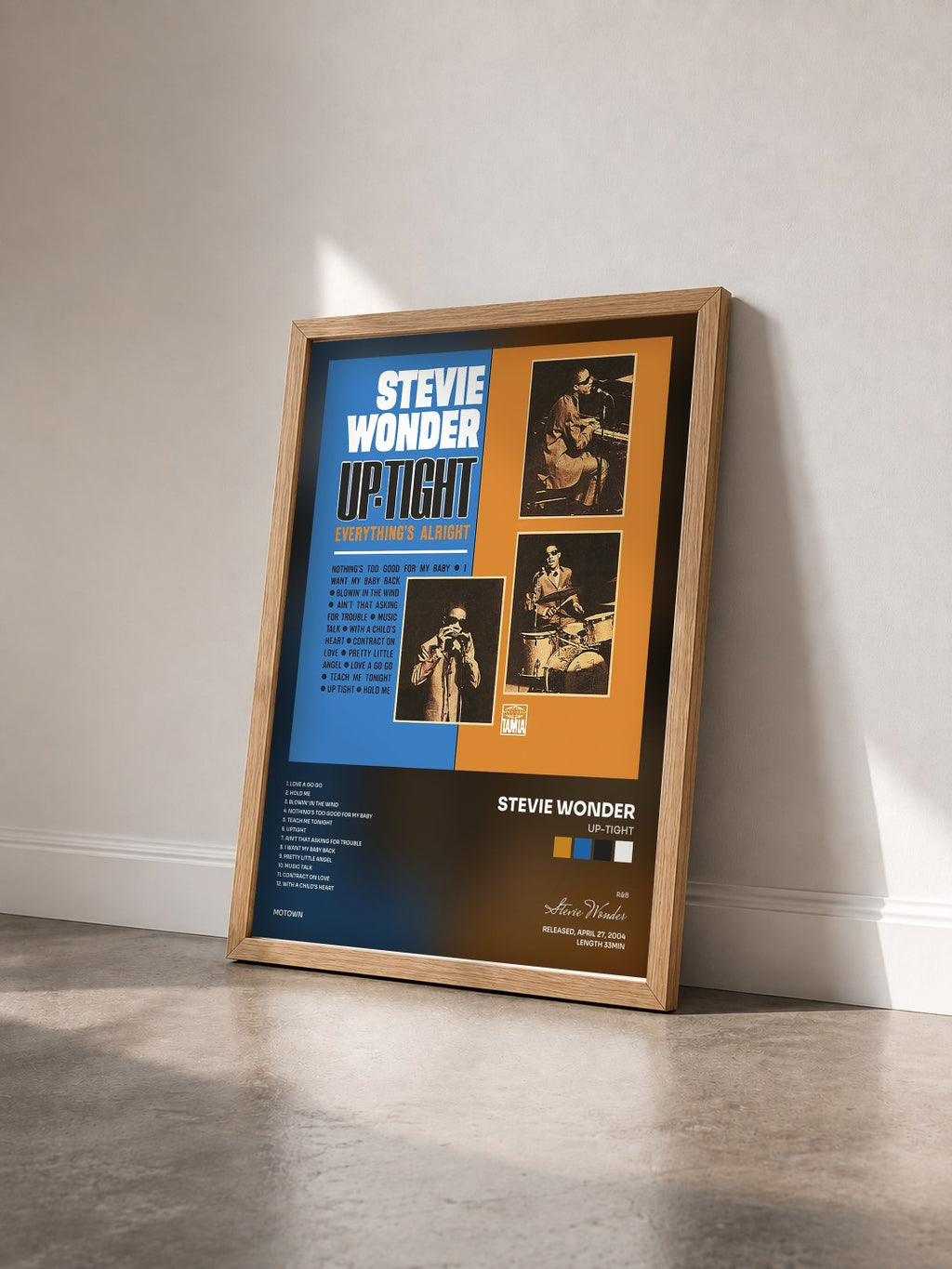 #bois Tableau de l'album Up-Tight de Stevie Wonder vu de trois quarts, cadre en bois brut