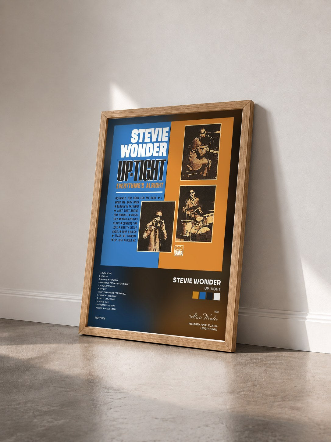 #bois Tableau de l'album Up-Tight de Stevie Wonder vu de trois quarts, cadre en bois brut