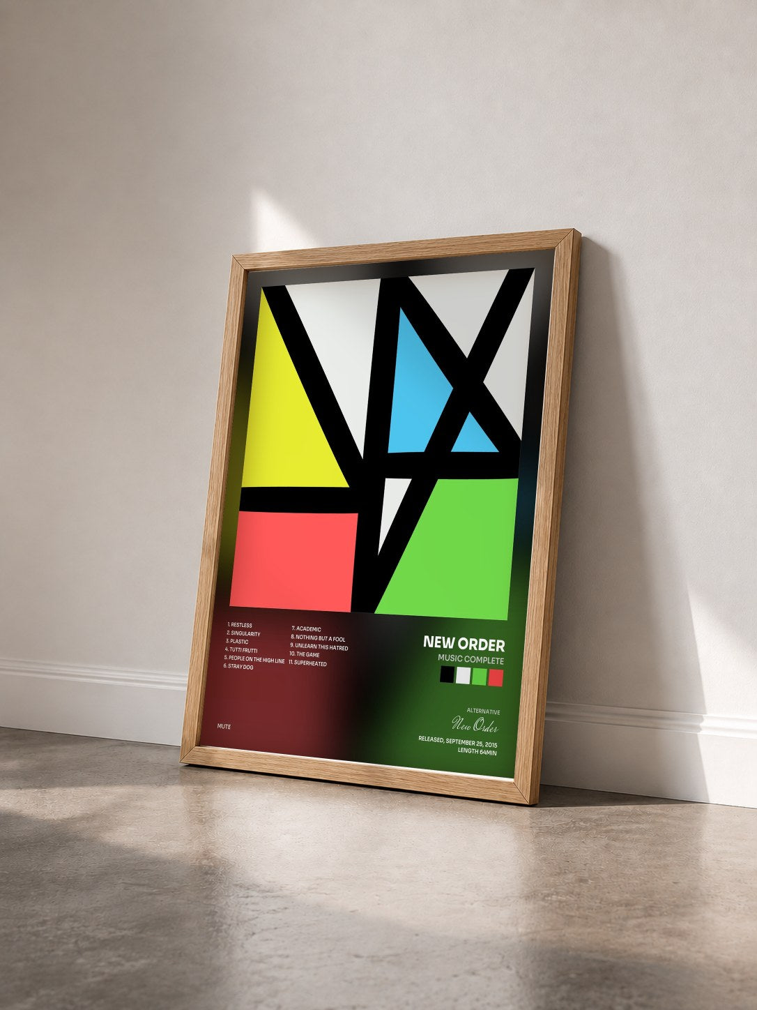 #bois Tableau de l'album Music Complete de New Order vu de trois quarts, cadre en bois brut