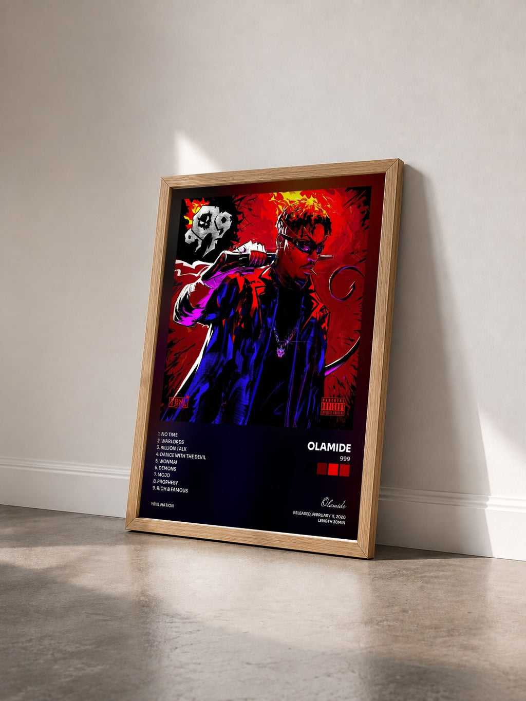 #bois Tableau de l'album 999 de Olamide vu de trois quarts, cadre en bois brut