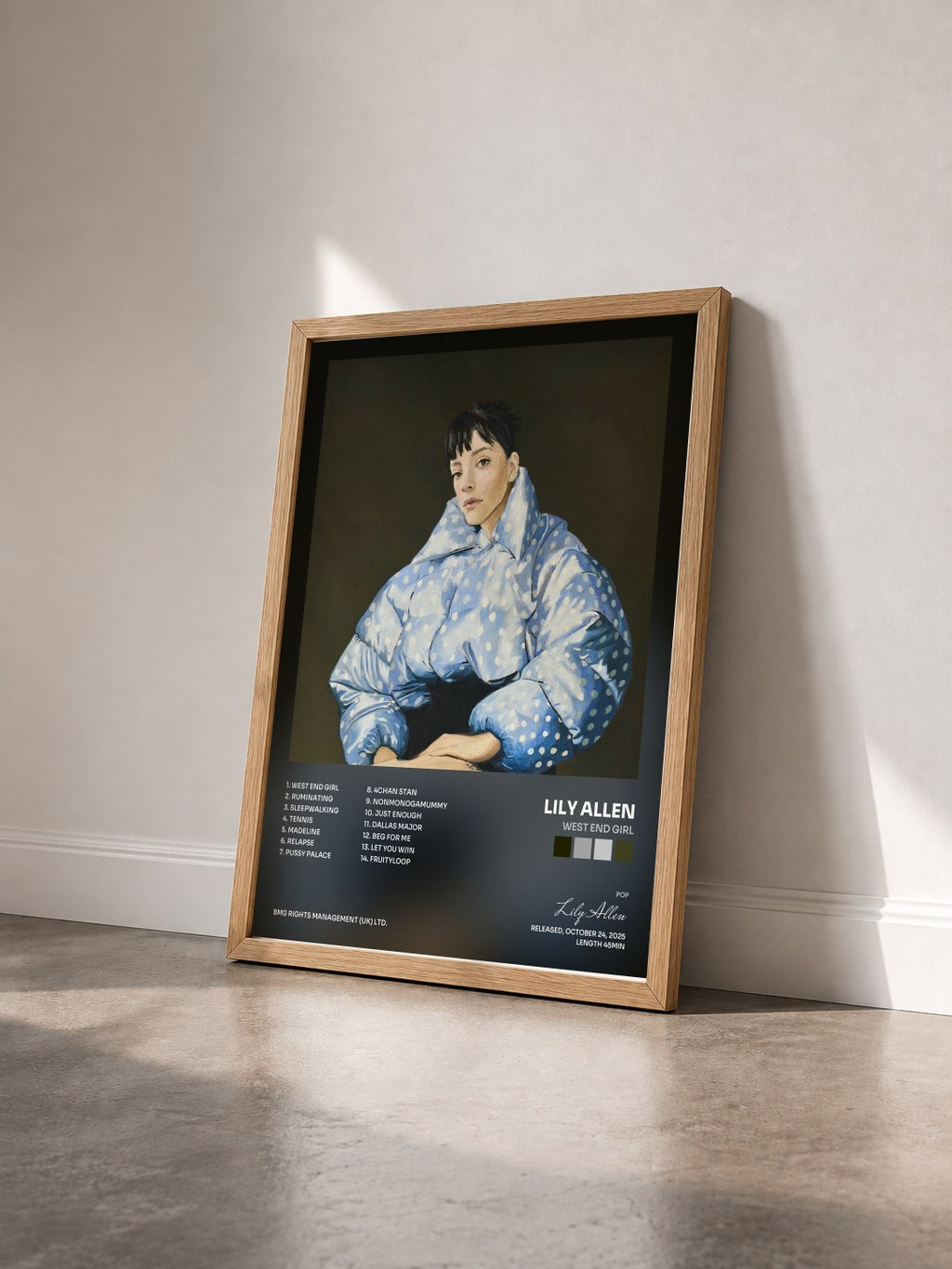 #bois Tableau de l'album West End Girl de Lily Allen vu de trois quarts, cadre en bois brut
