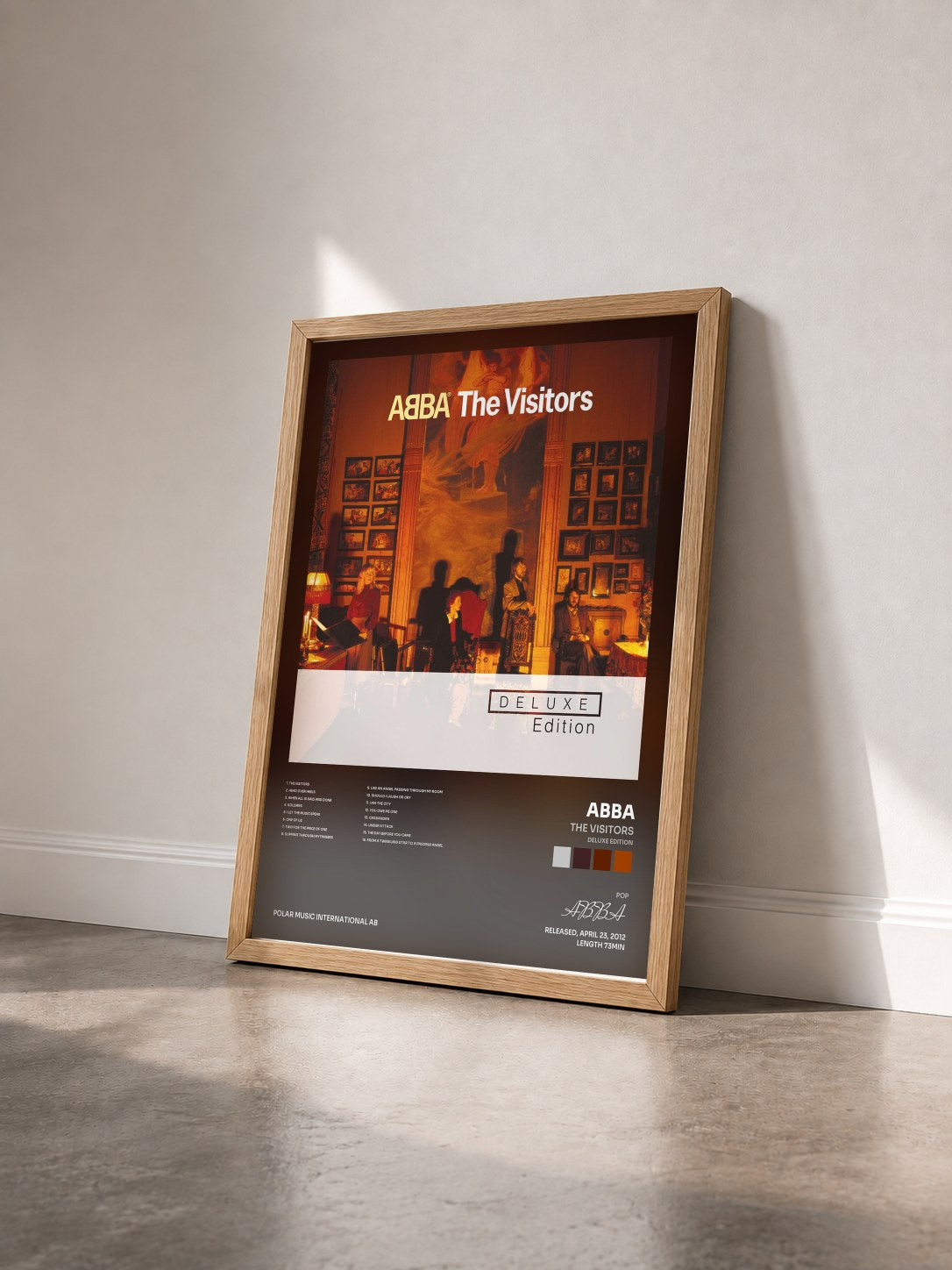 #bois Tableau de l'album The Visitors (Deluxe Edition) de ABBA vu de trois quarts, cadre en bois brut