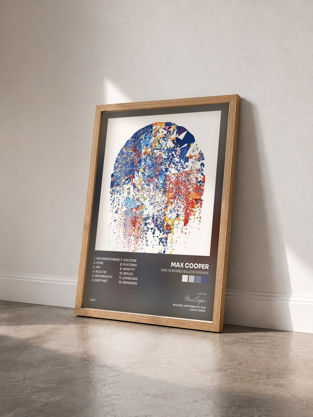 #bois Tableau de l'album One Hundred Billion Sparks de Max Cooper vu de trois quarts, cadre en bois brut