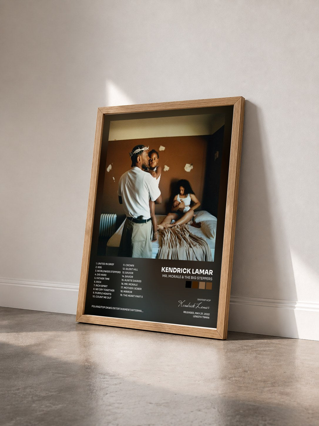 #bois Tableau de l'album Mr. Morale & The Big Steppers de Kendrick Lamar vu de trois quarts, cadre en bois brut