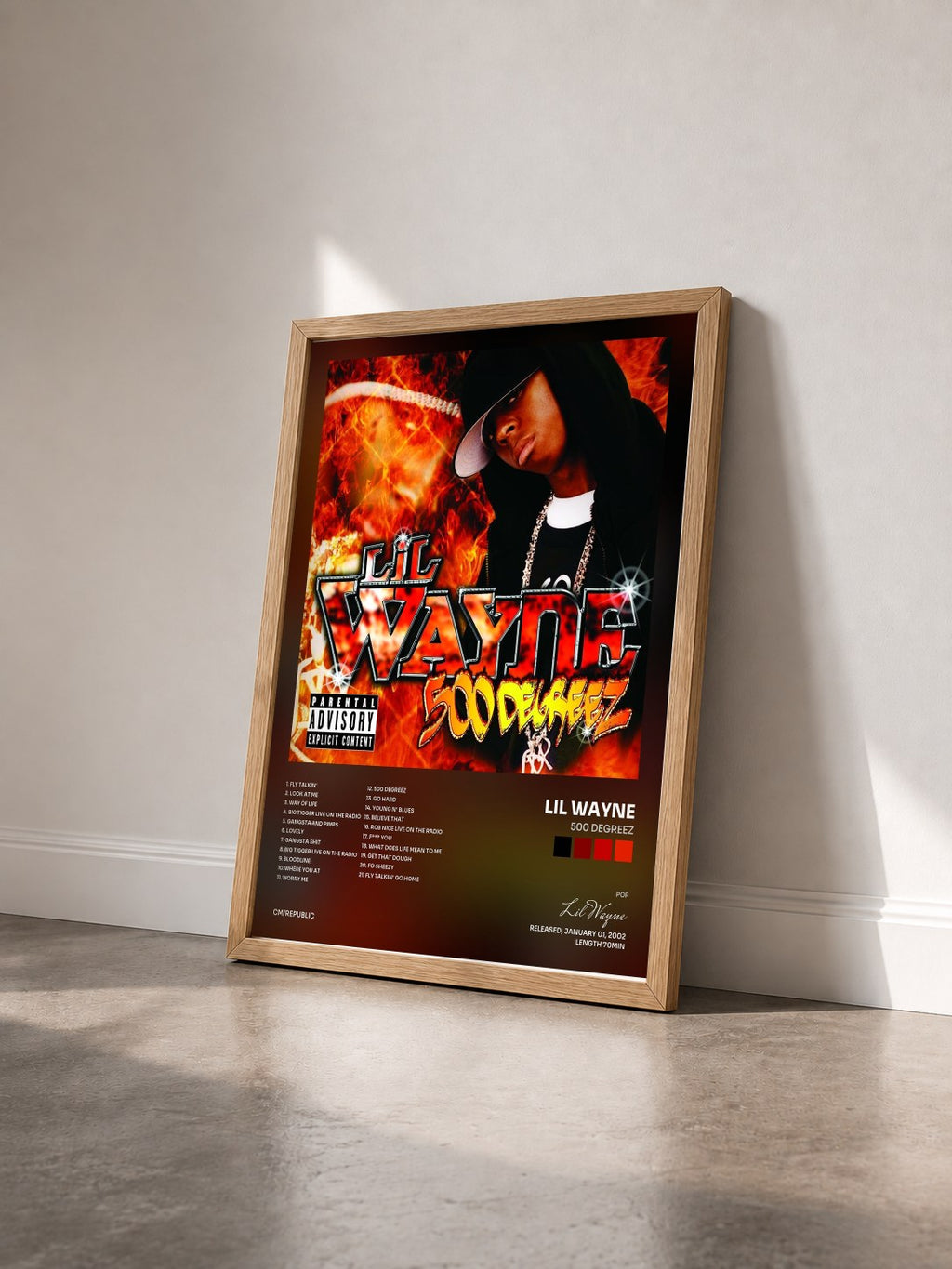 #bois Tableau de l'album 500 Degreez de Lil Wayne vu de trois quarts, cadre en bois brut