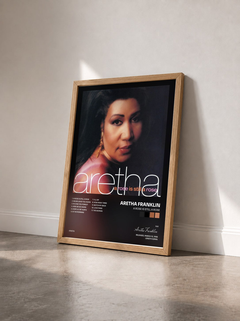 #bois Tableau de l'album A Rose Is Still A Rose de Aretha Franklin vu de trois quarts, cadre en bois brut