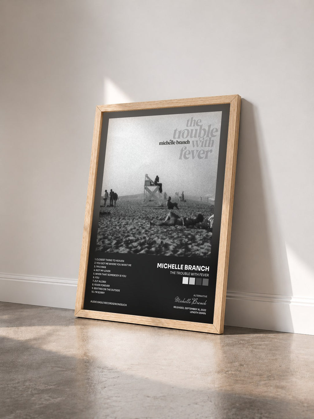 #bois Tableau de l'album The Trouble With Fever de Michelle Branch vu de trois quarts, cadre en bois brut