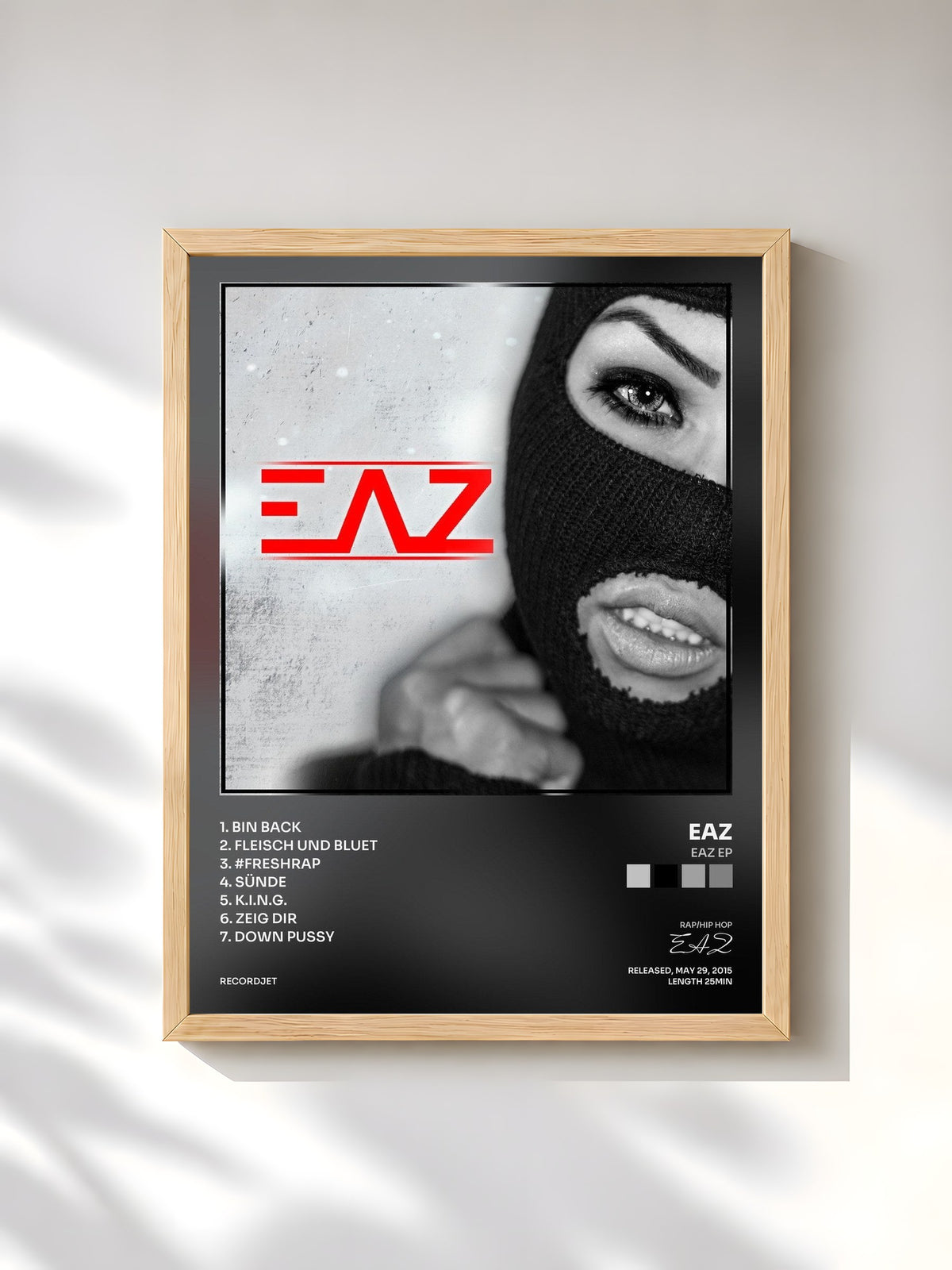#bois Tableau de l'album Eaz EP de EAZ, cadre en bois brut, imprimé et encadré en France