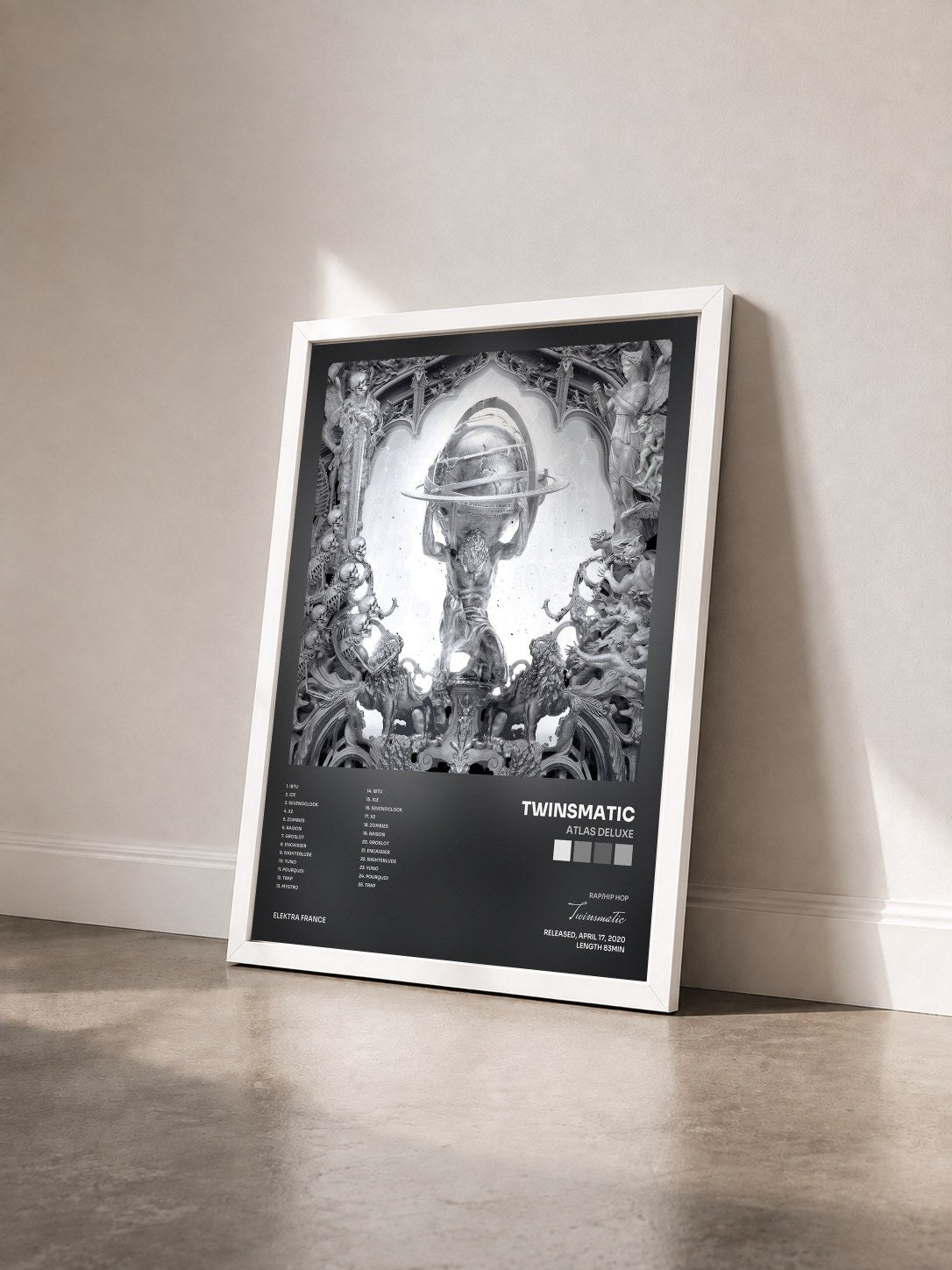 #blanc Tableau de l'album ATLAS DELUXE de Twinsmatic vu de trois quarts, cadre blanc