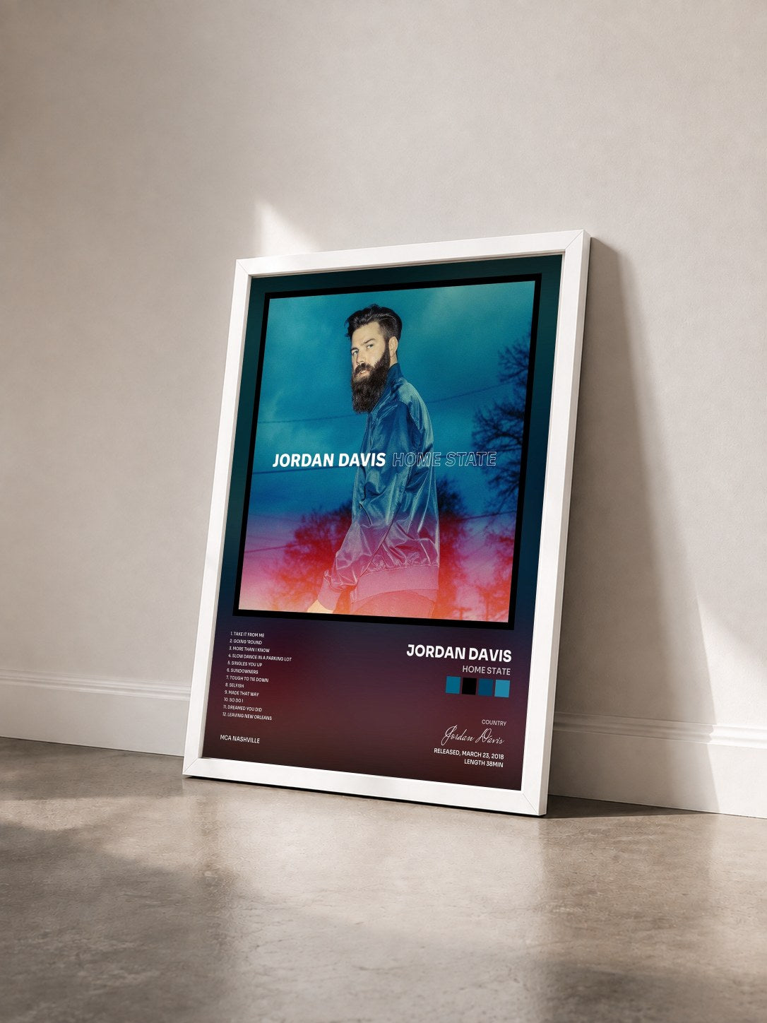 #blanc Tableau de l'album Home State de Jordan Davis vu de trois quarts, cadre blanc
