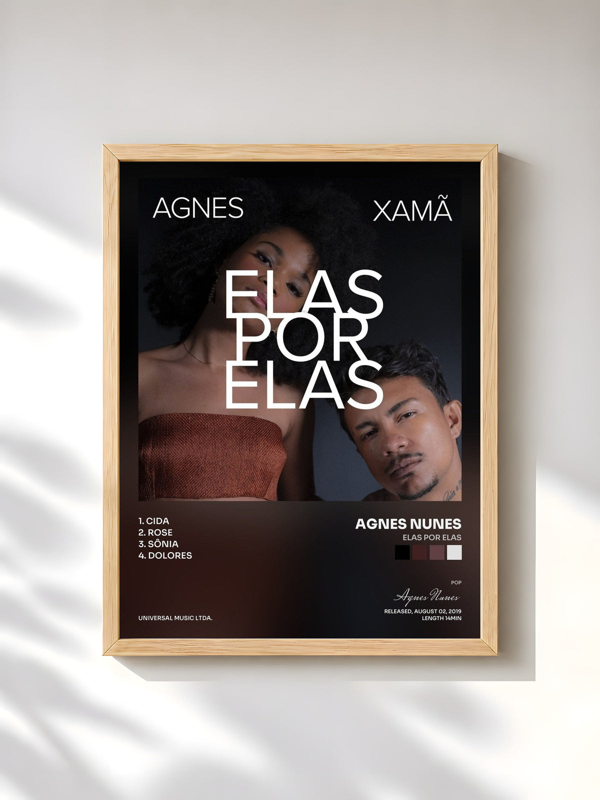 #bois Tableau de l'album Elas Por Elas de Agnes Nunes, cadre en bois brut, imprimé et encadré en France