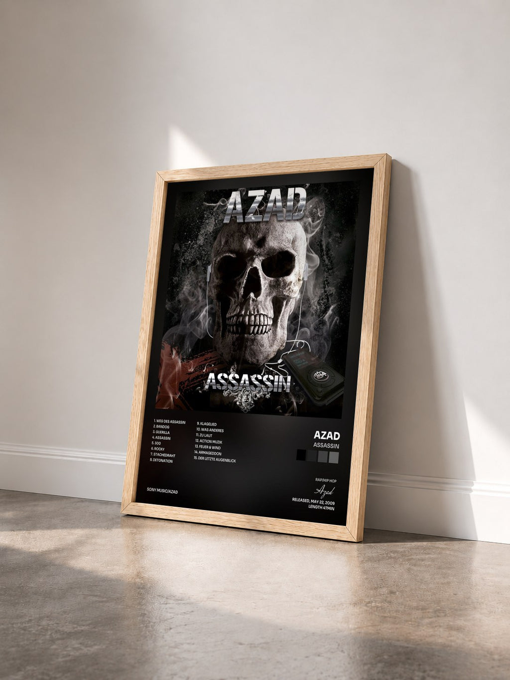 #bois Tableau de l'album Assassin de Azad vu de trois quarts, cadre en bois brut