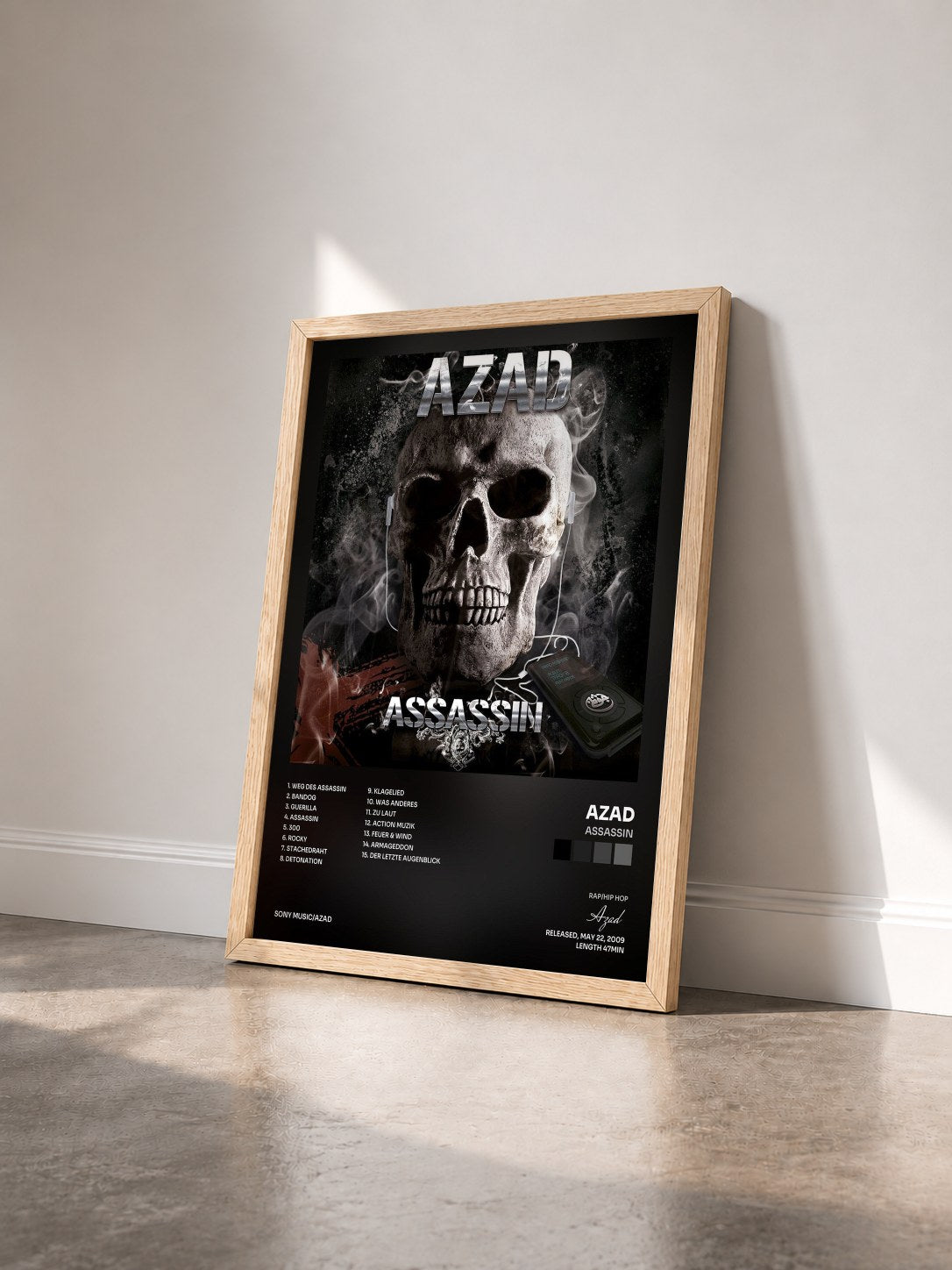 #bois Tableau de l'album Assassin de Azad vu de trois quarts, cadre en bois brut