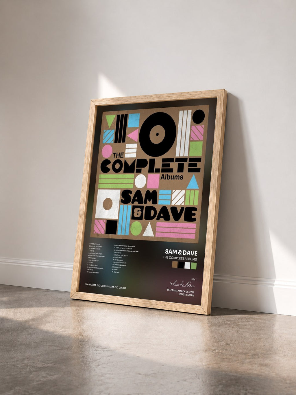 #bois Tableau de l'album The Complete Albums de Sam & Dave vu de trois quarts, cadre en bois brut