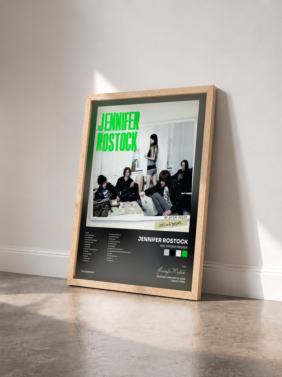 #bois Tableau de l'album Ins offene Messer de Jennifer Rostock vu de trois quarts, cadre en bois brut