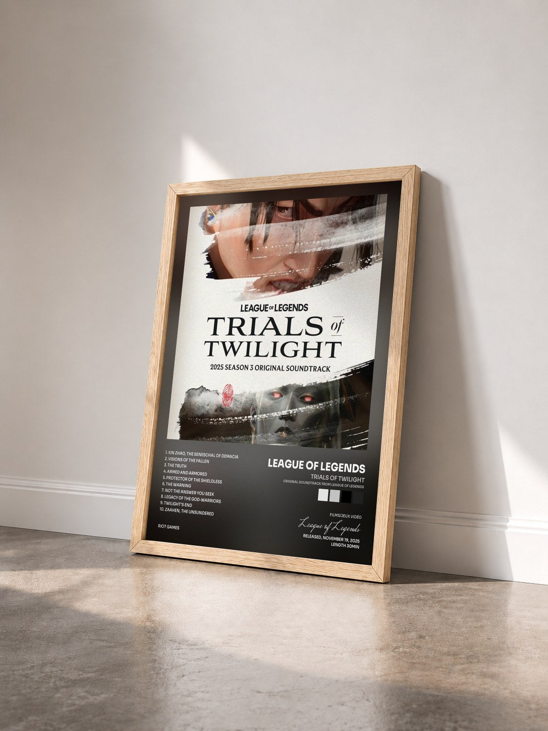 #bois Tableau de l'album Trials of Twilight (Original Soundtrack from League of Legends) de League of Legends vu de trois quarts, cadre en bois brut