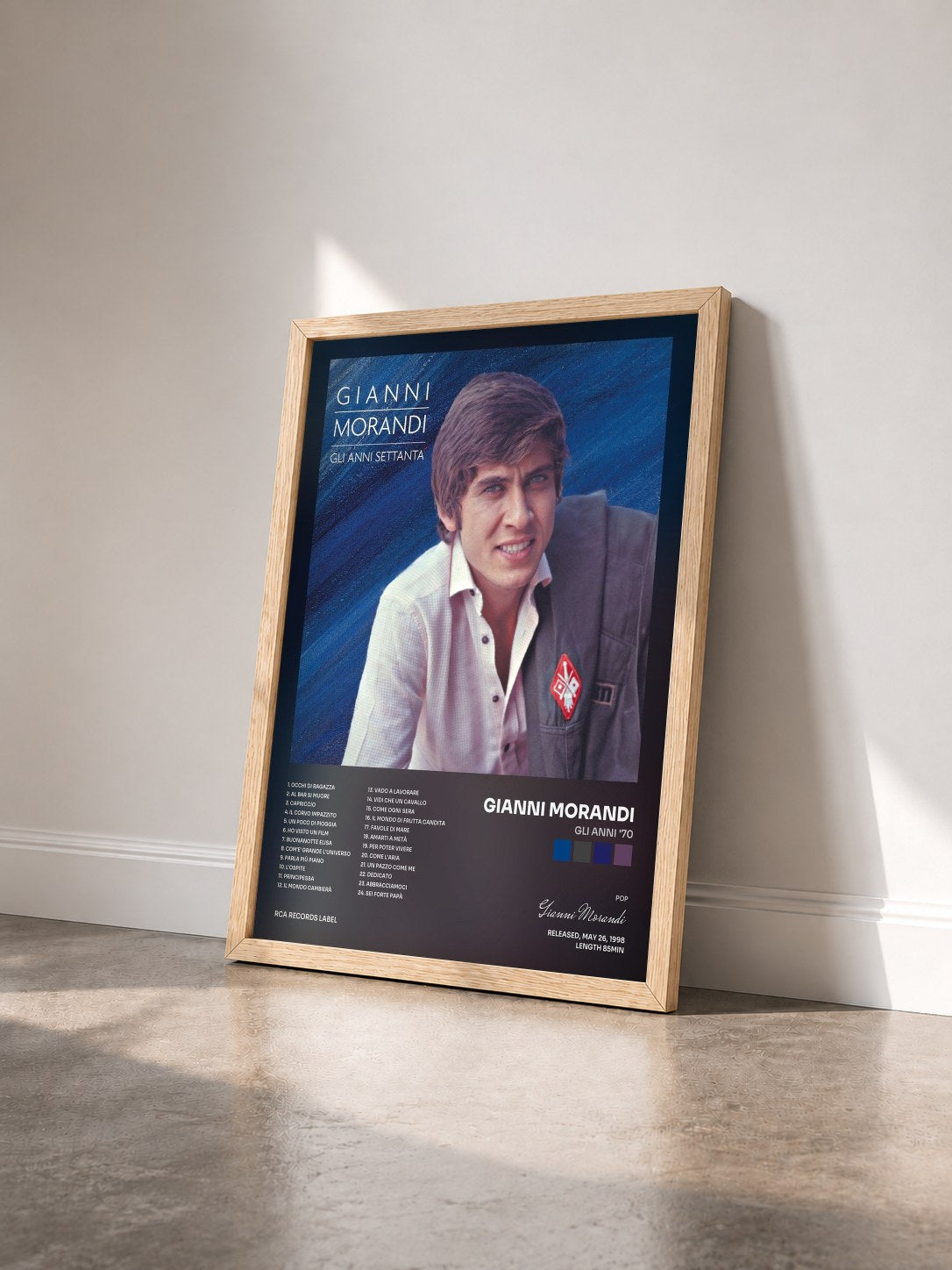 #bois Tableau de l'album Gli Anni '70 de Gianni Morandi vu de trois quarts, cadre en bois brut
