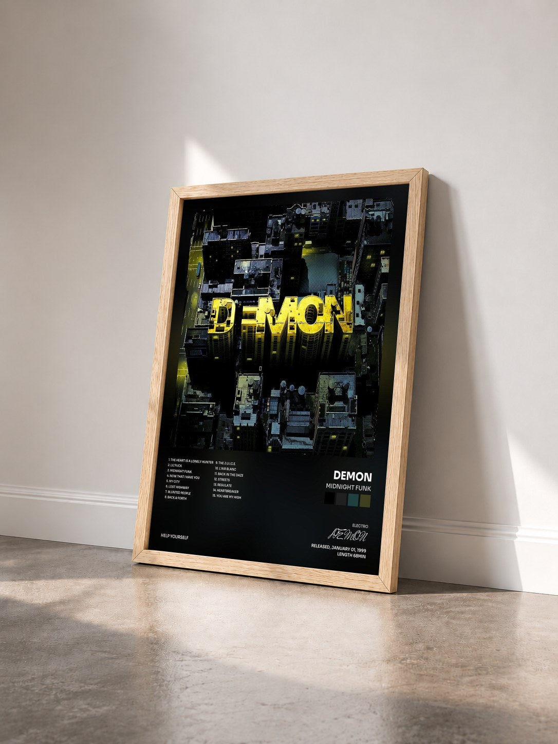 #bois Tableau de l'album Midnight Funk de DEMON vu de trois quarts, cadre en bois brut