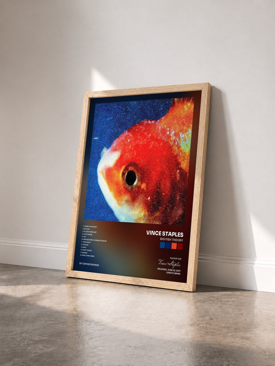#bois Tableau de l'album Big Fish Theory de Vince Staples vu de trois quarts, cadre en bois brut