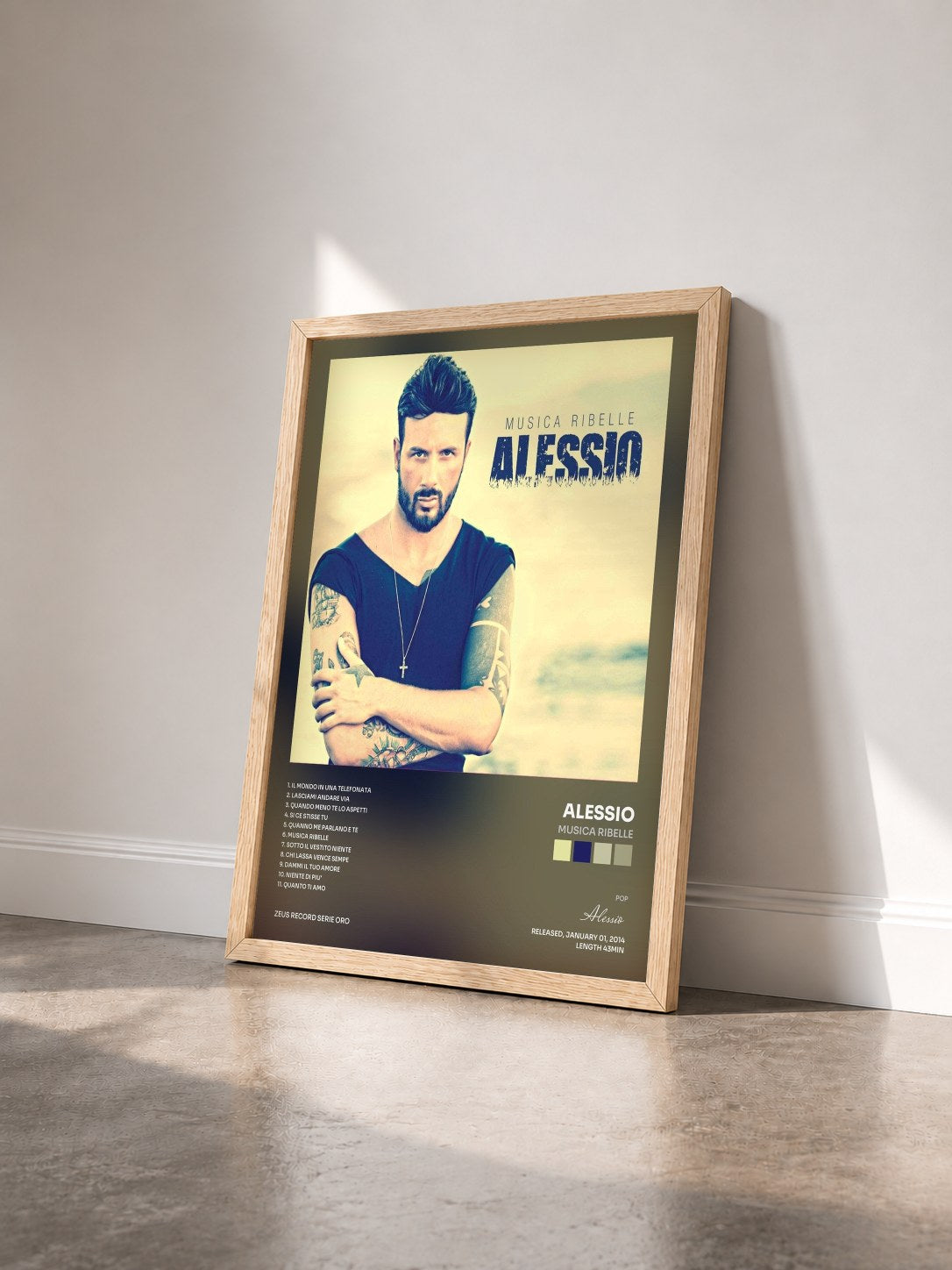 #bois Tableau de l'album Musica ribelle de Alessio vu de trois quarts, cadre en bois brut