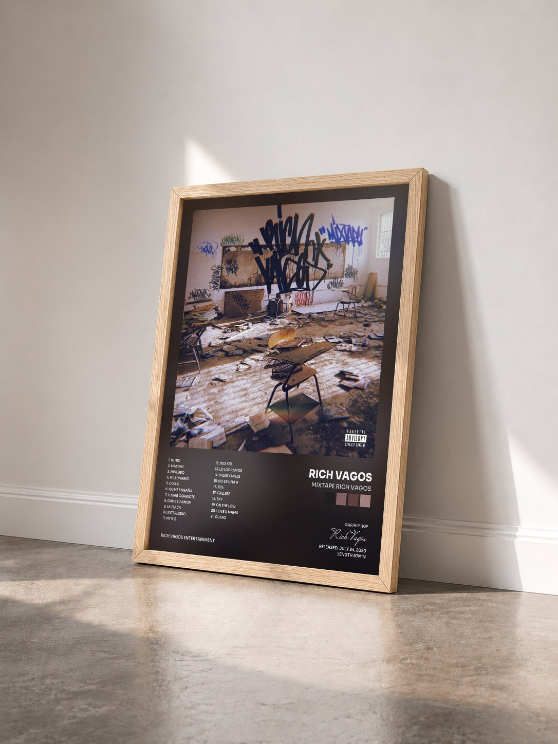 #bois Tableau de l'album Mixtape Rich Vagos de Rich Vagos vu de trois quarts, cadre en bois brut