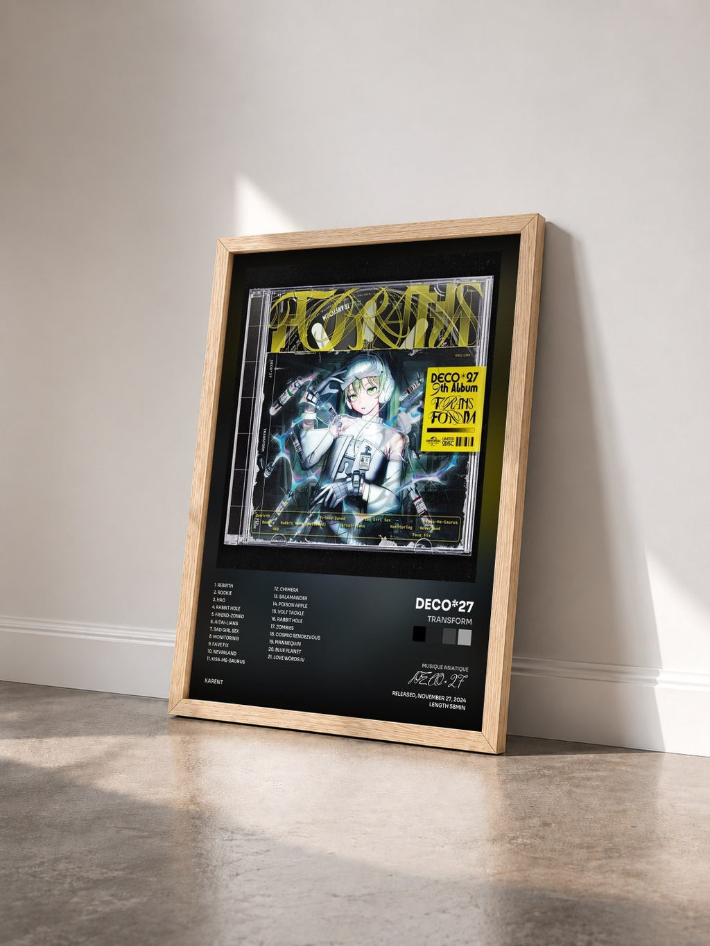 #bois Tableau de l'album TRANSFORM de DECO*27 vu de trois quarts, cadre en bois brut