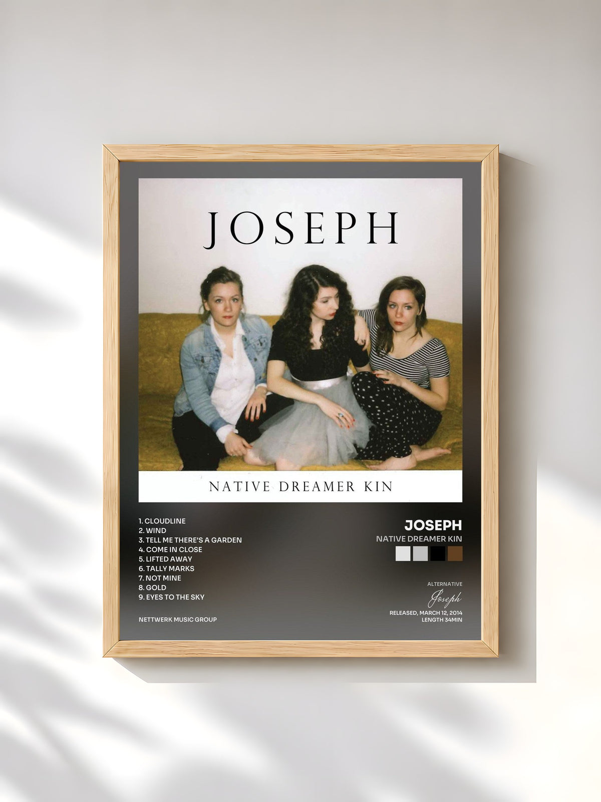 #bois Tableau de l'album Native Dreamer Kin de Joseph, cadre en bois brut, imprimé et encadré en France