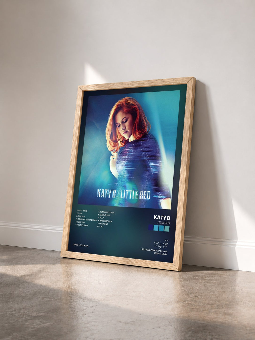 #bois Tableau de l'album Little Red de Katy B vu de trois quarts, cadre en bois brut
