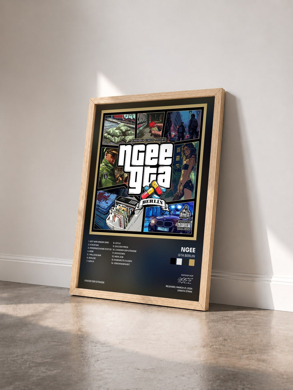#bois Tableau de l'album GTA BERLIN de NGEE vu de trois quarts, cadre en bois brut