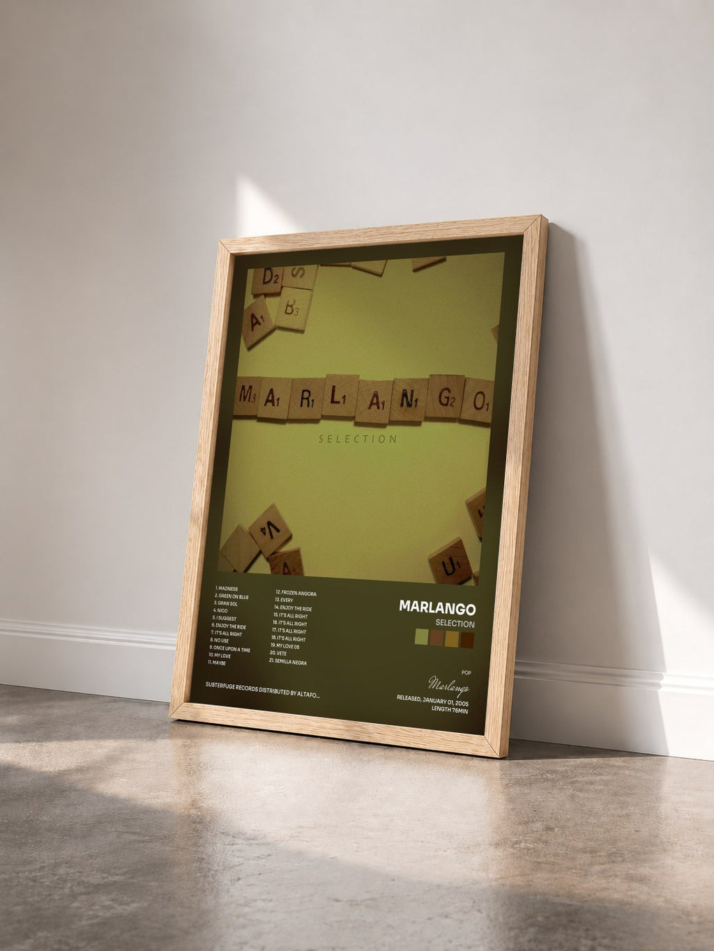 #bois Tableau de l'album Selection de Marlango vu de trois quarts, cadre en bois brut