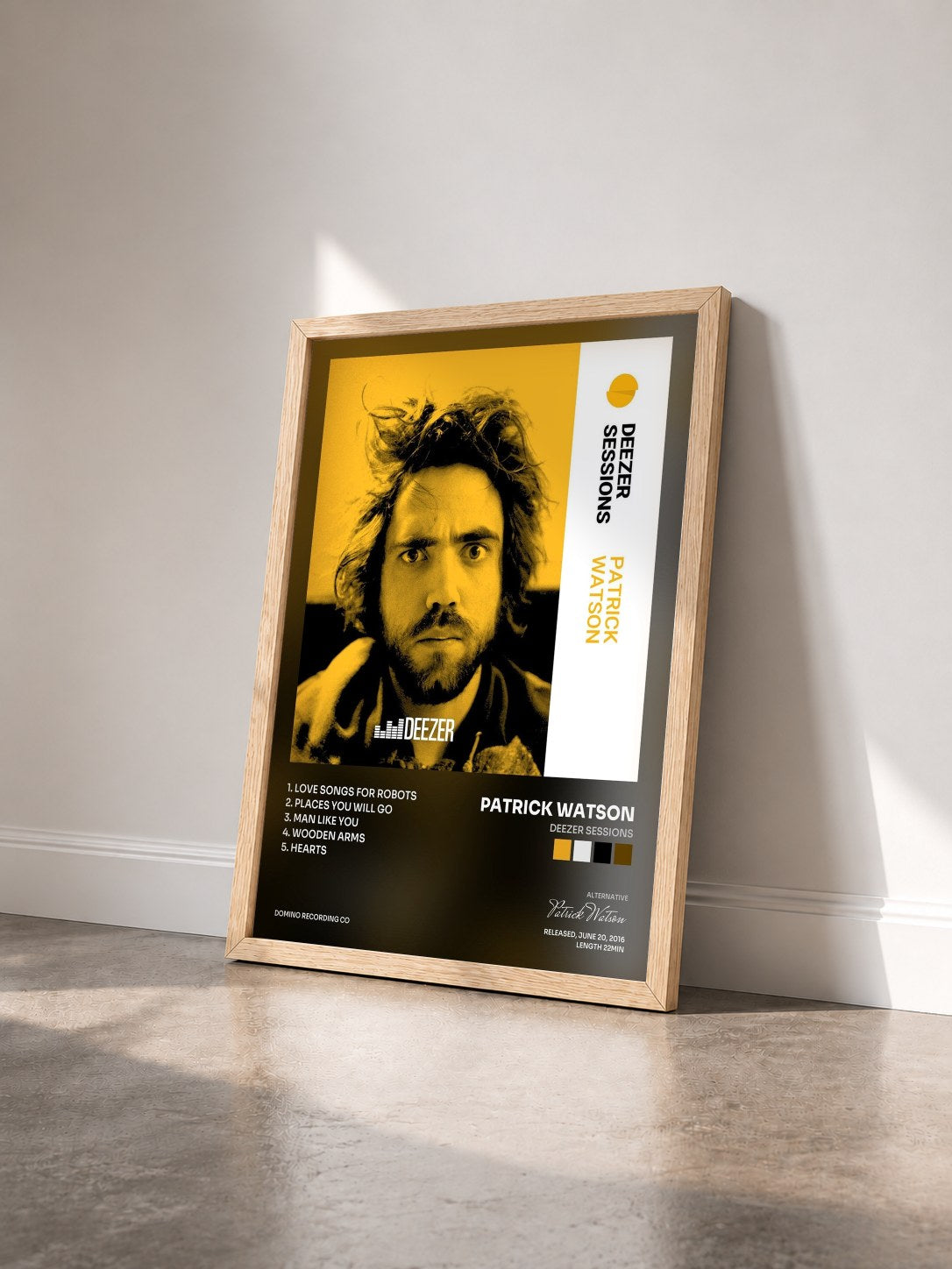 #bois Tableau de l'album Deezer Sessions de Patrick Watson vu de trois quarts, cadre en bois brut