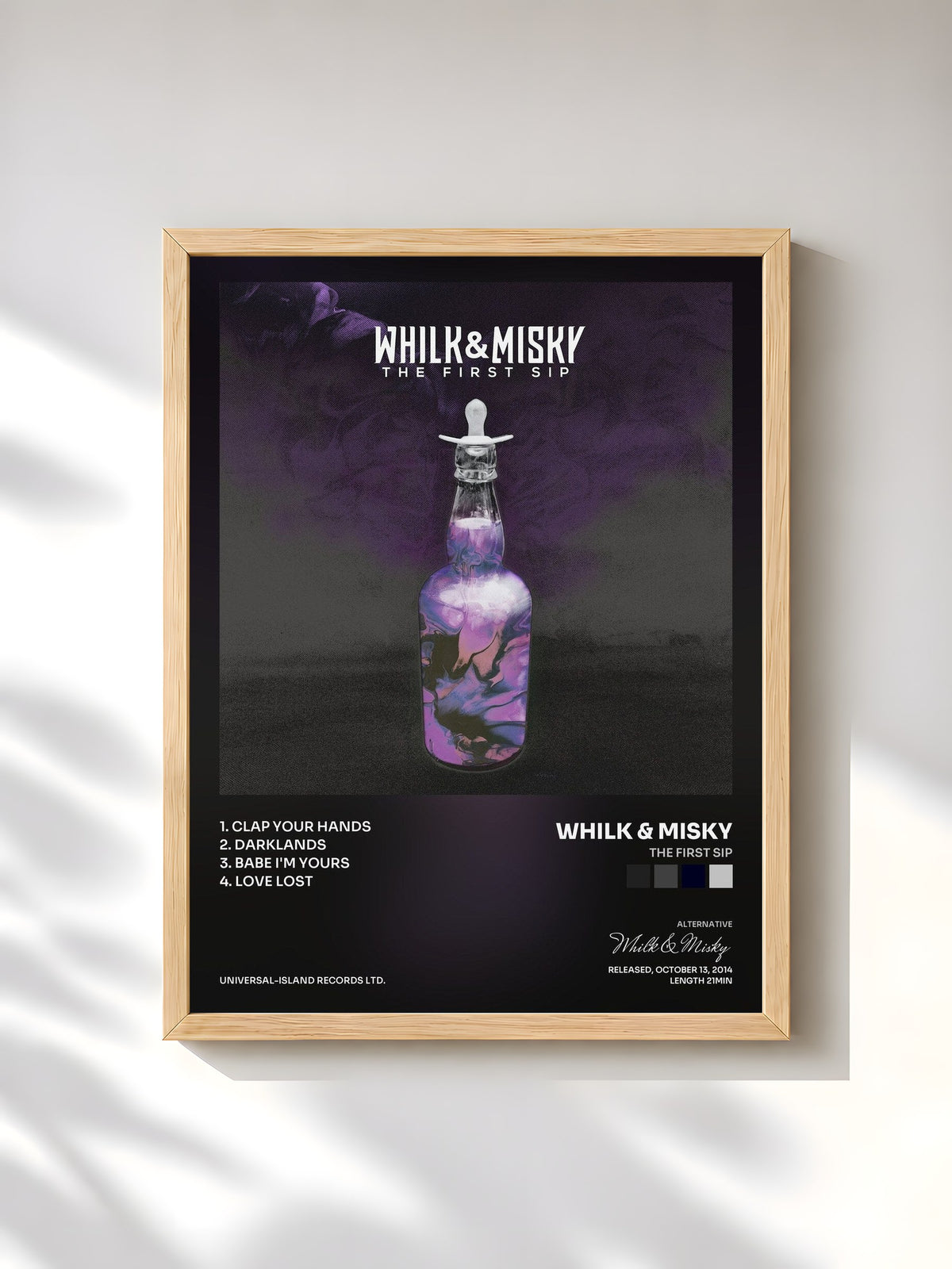 #bois Tableau de l'album The First Sip de Whilk & Misky, cadre en bois brut, imprimé et encadré en France