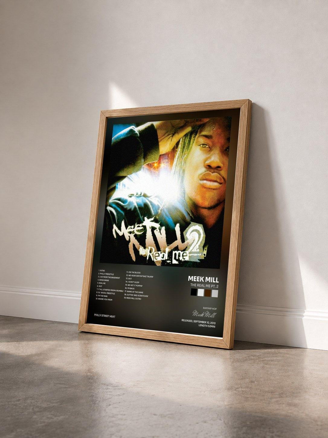 #bois Tableau de l'album The Real Me Pt. 2 de Meek Mill vu de trois quarts, cadre en bois brut