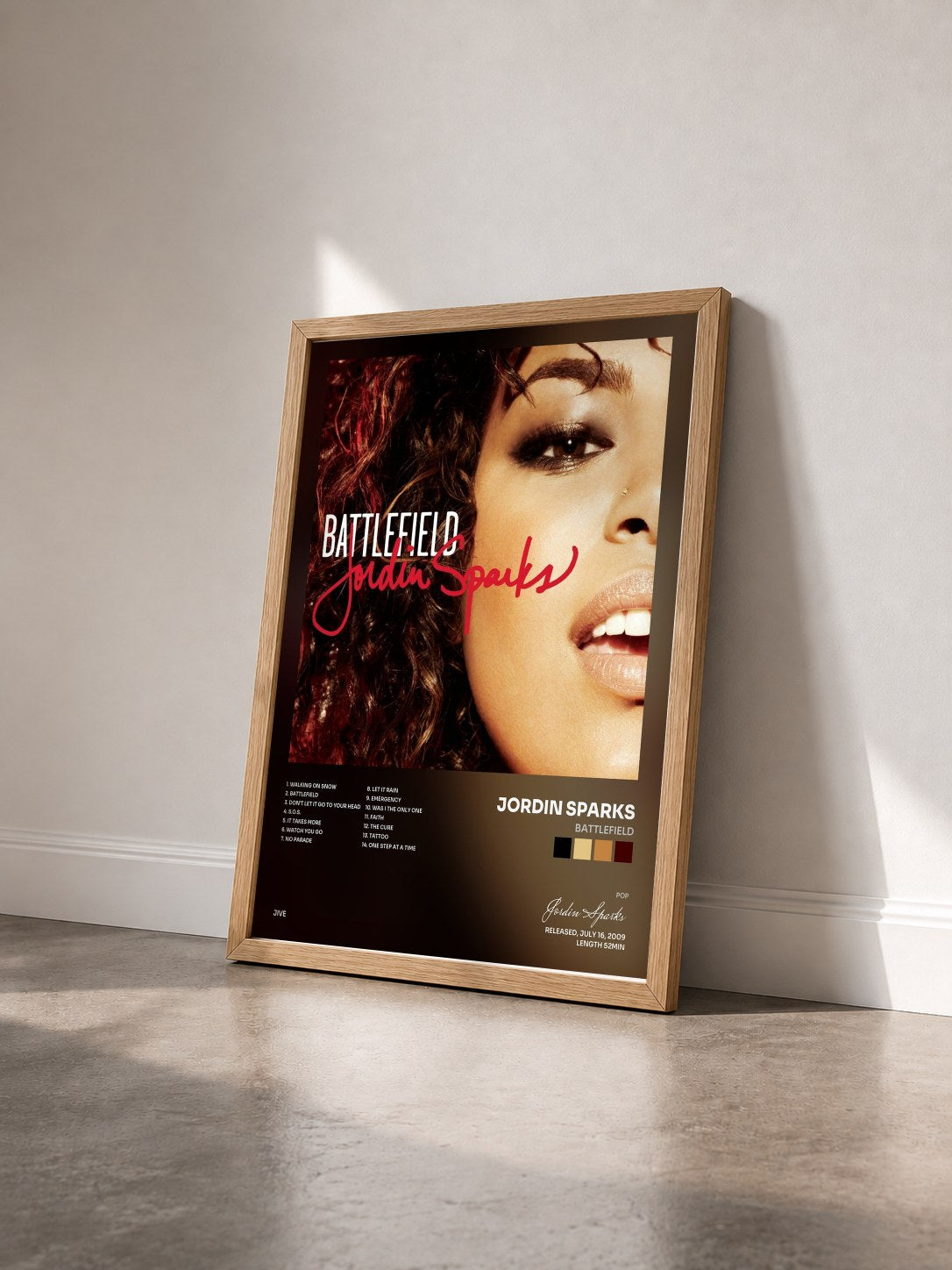 #bois Tableau de l'album Battlefield de Jordin Sparks vu de trois quarts, cadre en bois brut