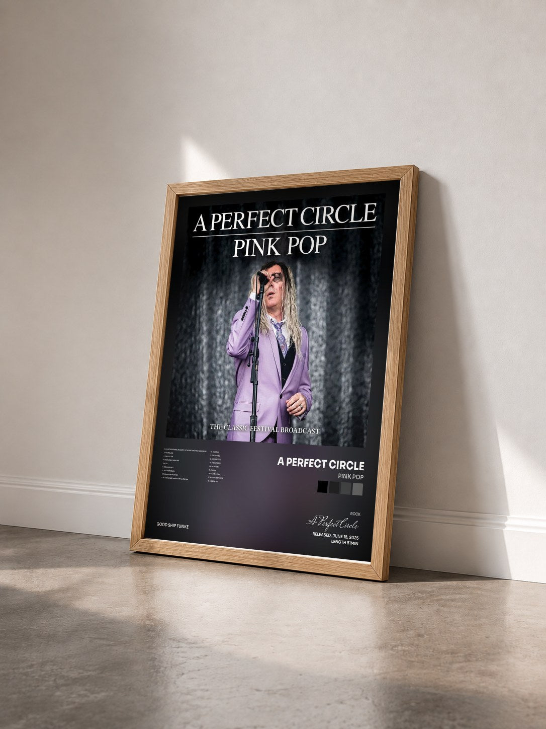 #bois Tableau de l'album Pink Pop de A Perfect Circle vu de trois quarts, cadre en bois brut