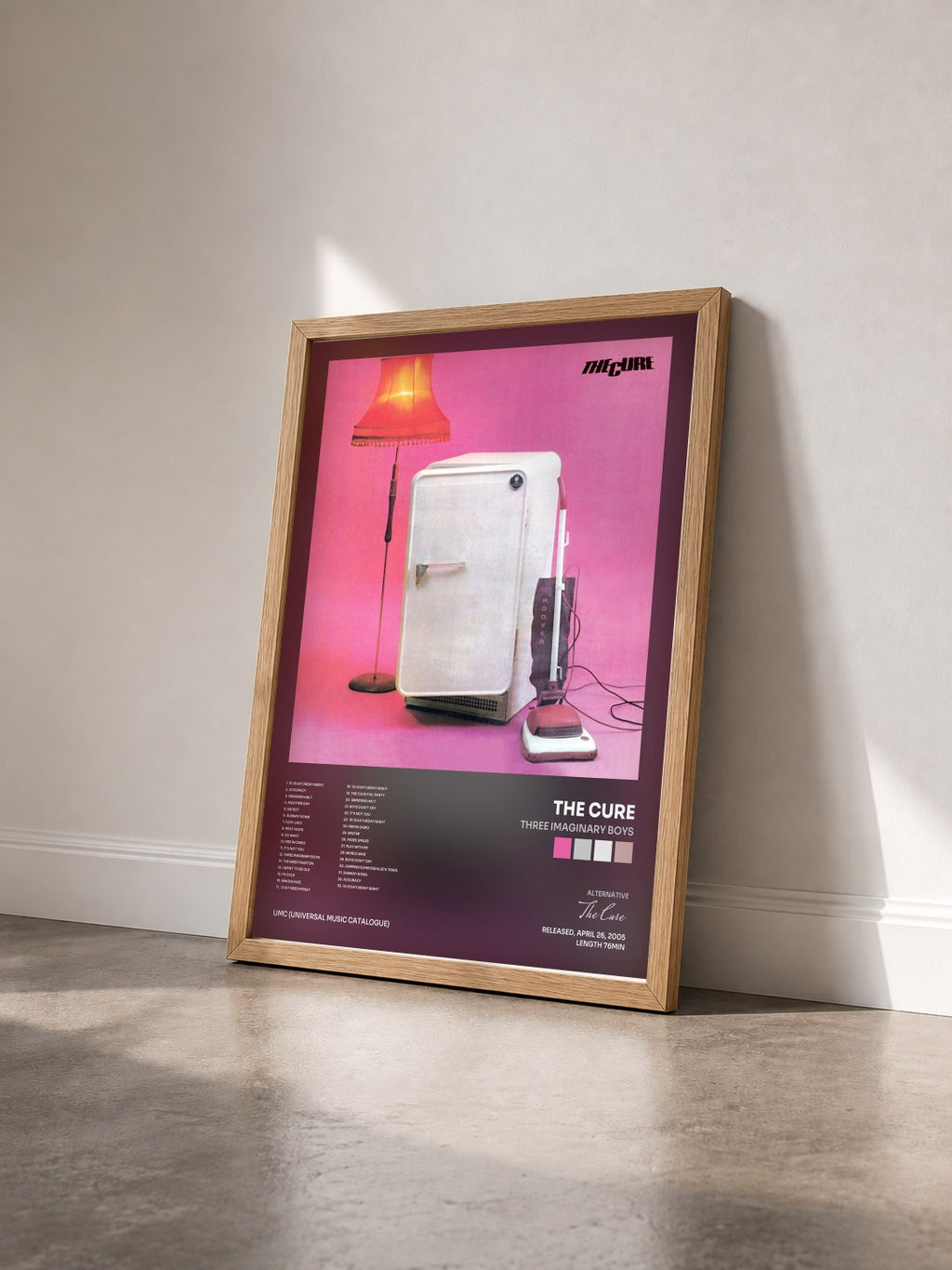 #bois Tableau de l'album Three Imaginary Boys de The Cure vu de trois quarts, cadre en bois brut