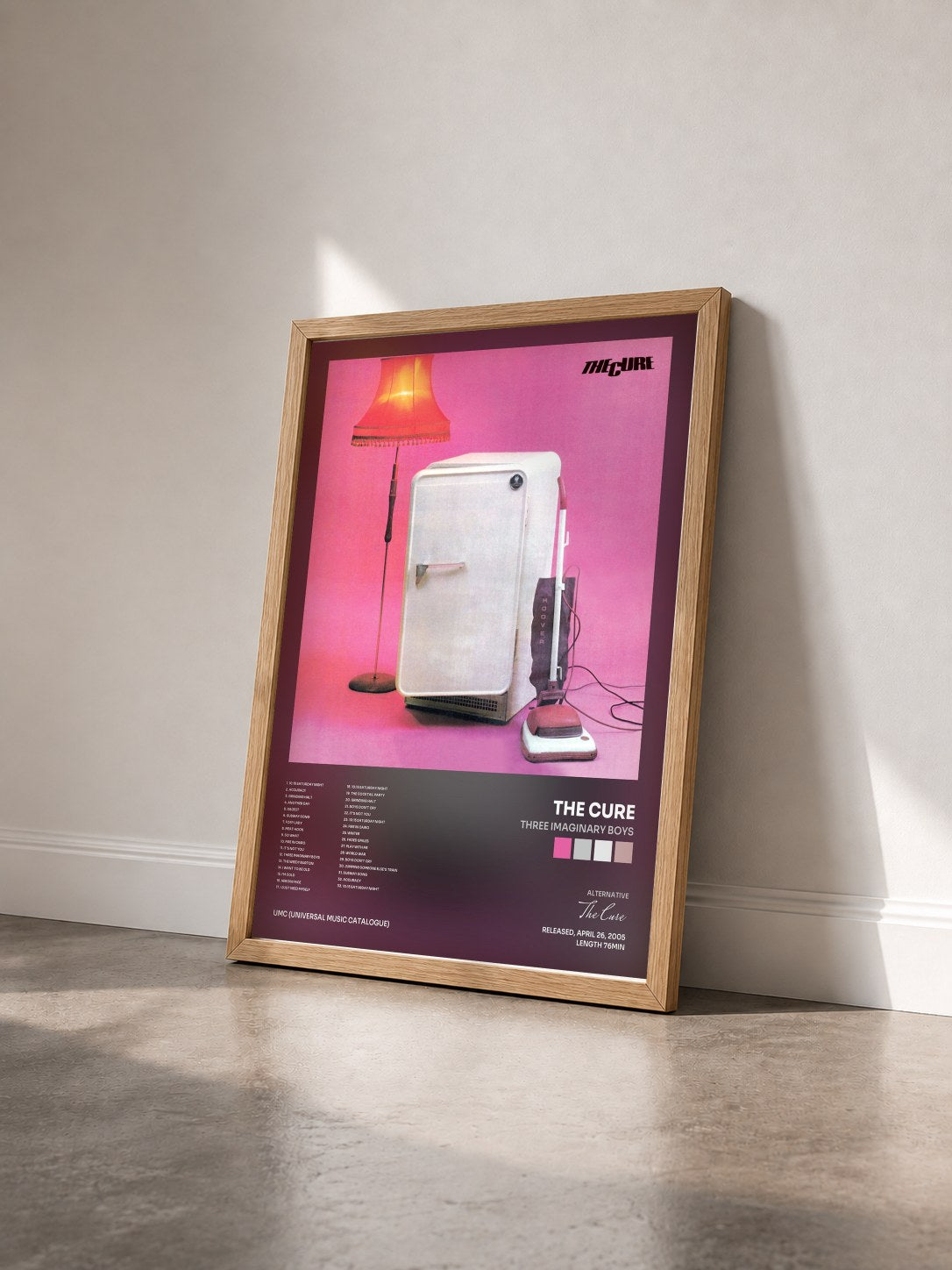 #bois Tableau de l'album Three Imaginary Boys de The Cure vu de trois quarts, cadre en bois brut