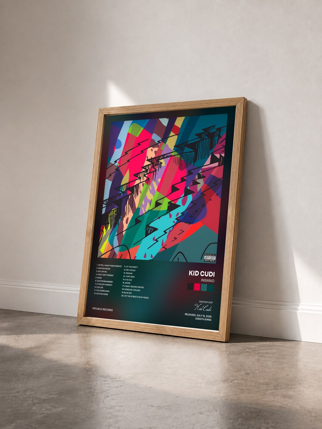 #bois Tableau de l'album INSANO de Kid Cudi vu de trois quarts, cadre en bois brut
