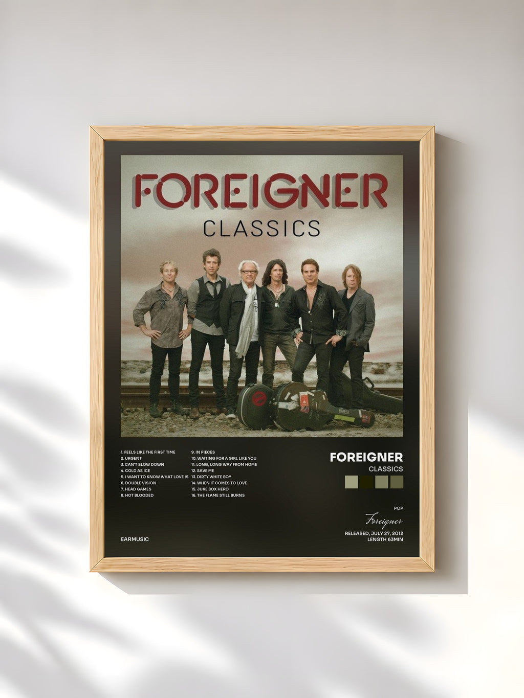 #bois Tableau de l'album Classics de Foreigner, cadre en bois brut, imprimé et encadré en France