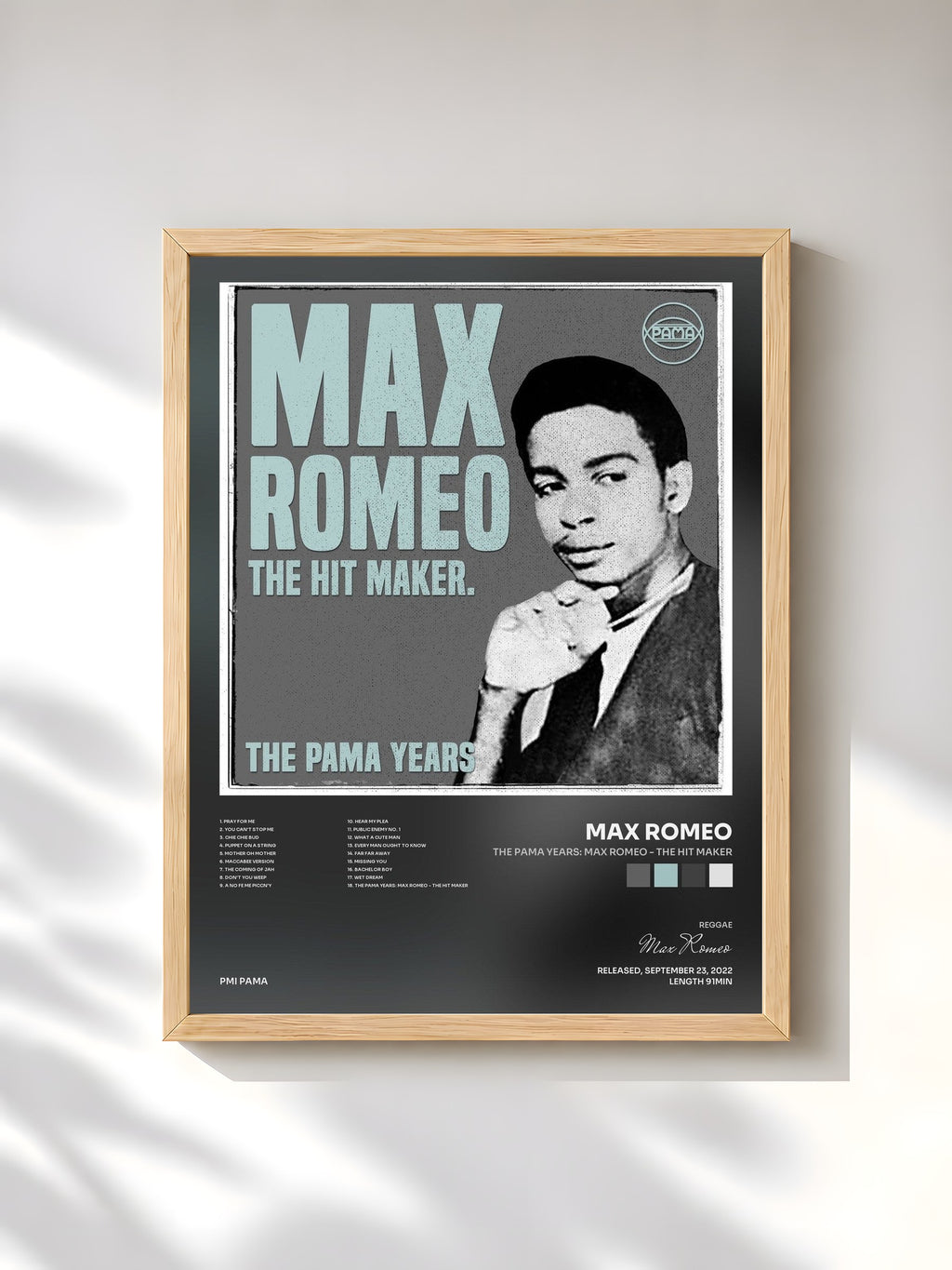 #bois Tableau de l'album The Pama Years: Max Romeo - The Hit Maker de Max Romeo, cadre en bois brut, imprimé et encadré en France